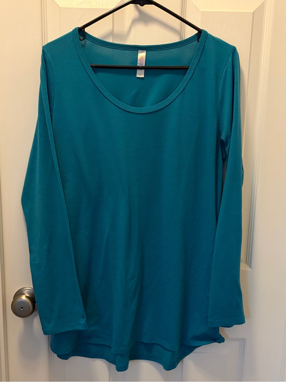 LuLaRoe Long Sleeve Scoop Neck Top in Teal Blue